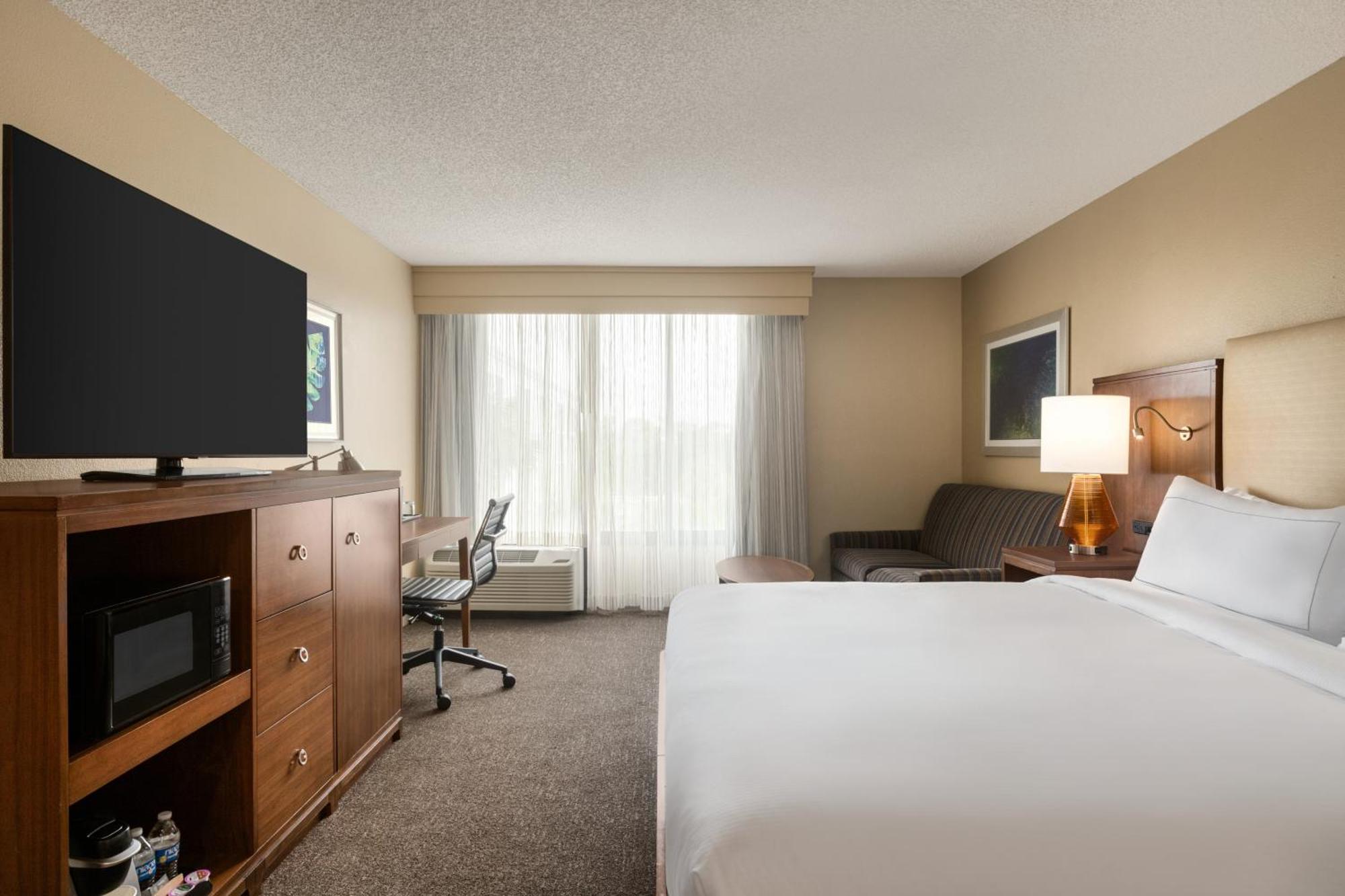 Doubletree By Hilton Fort Myers At Bell Tower Shops מראה חיצוני תמונה