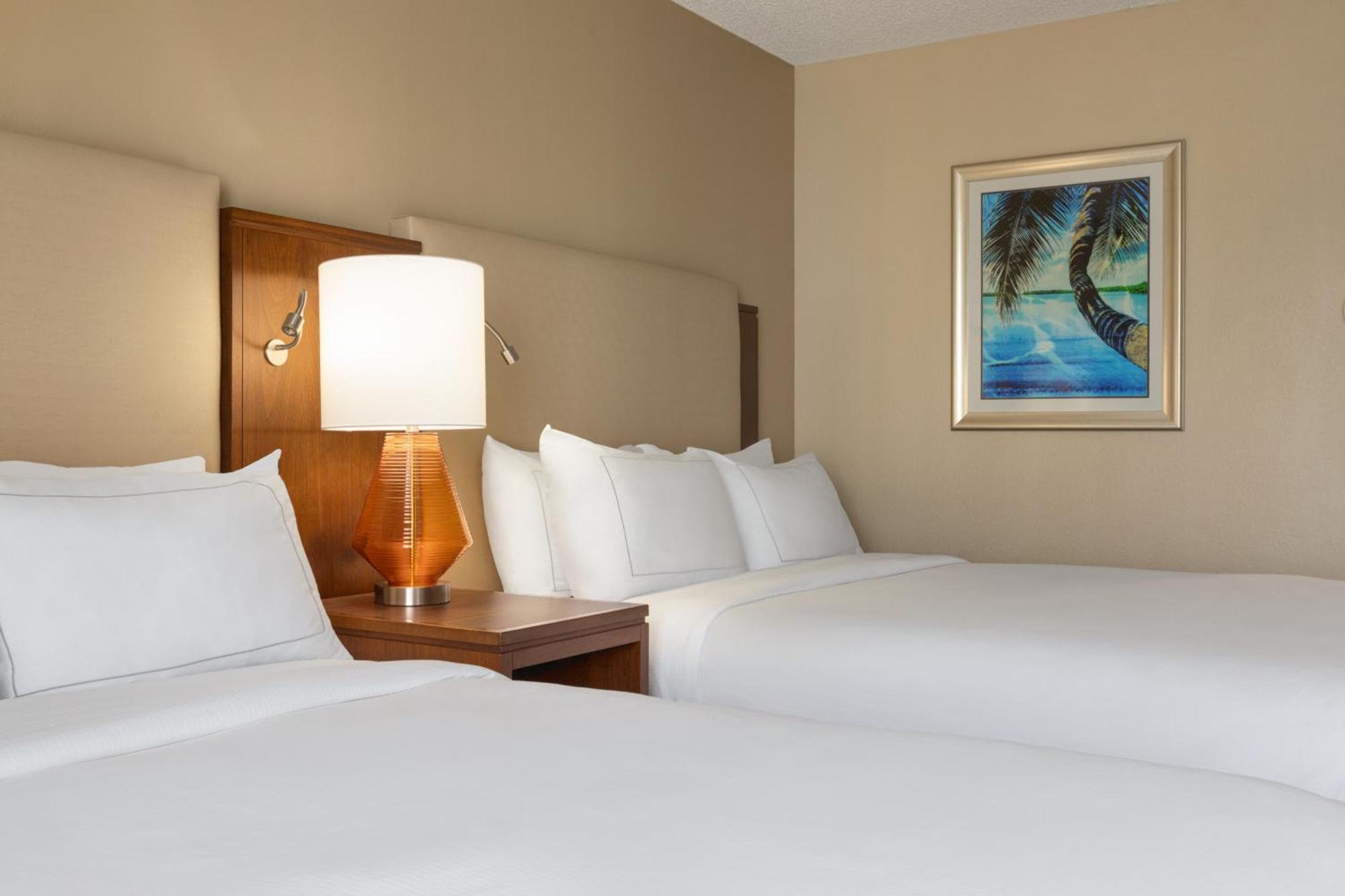 Doubletree By Hilton Fort Myers At Bell Tower Shops מראה חיצוני תמונה