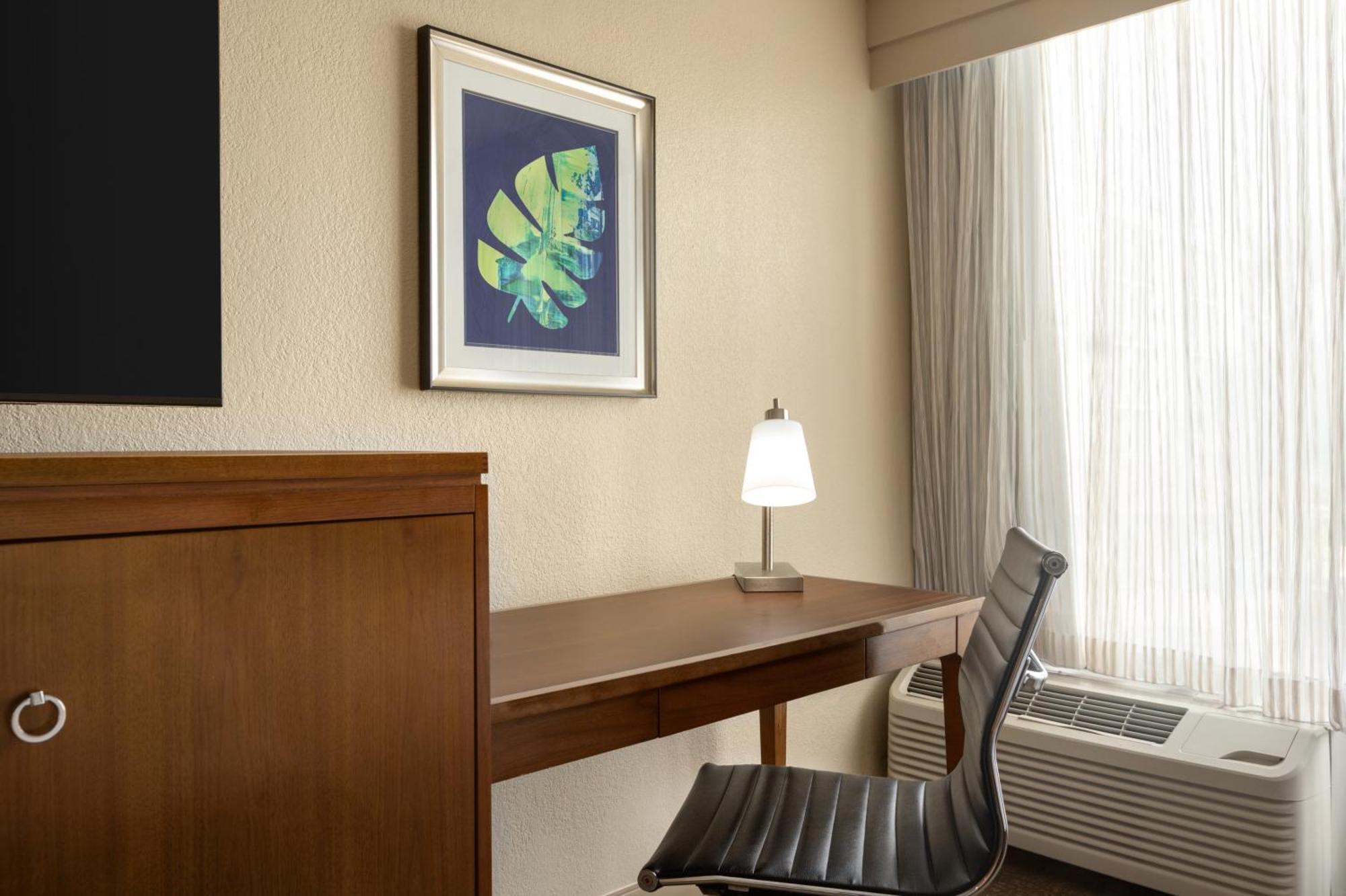 Doubletree By Hilton Fort Myers At Bell Tower Shops מראה חיצוני תמונה