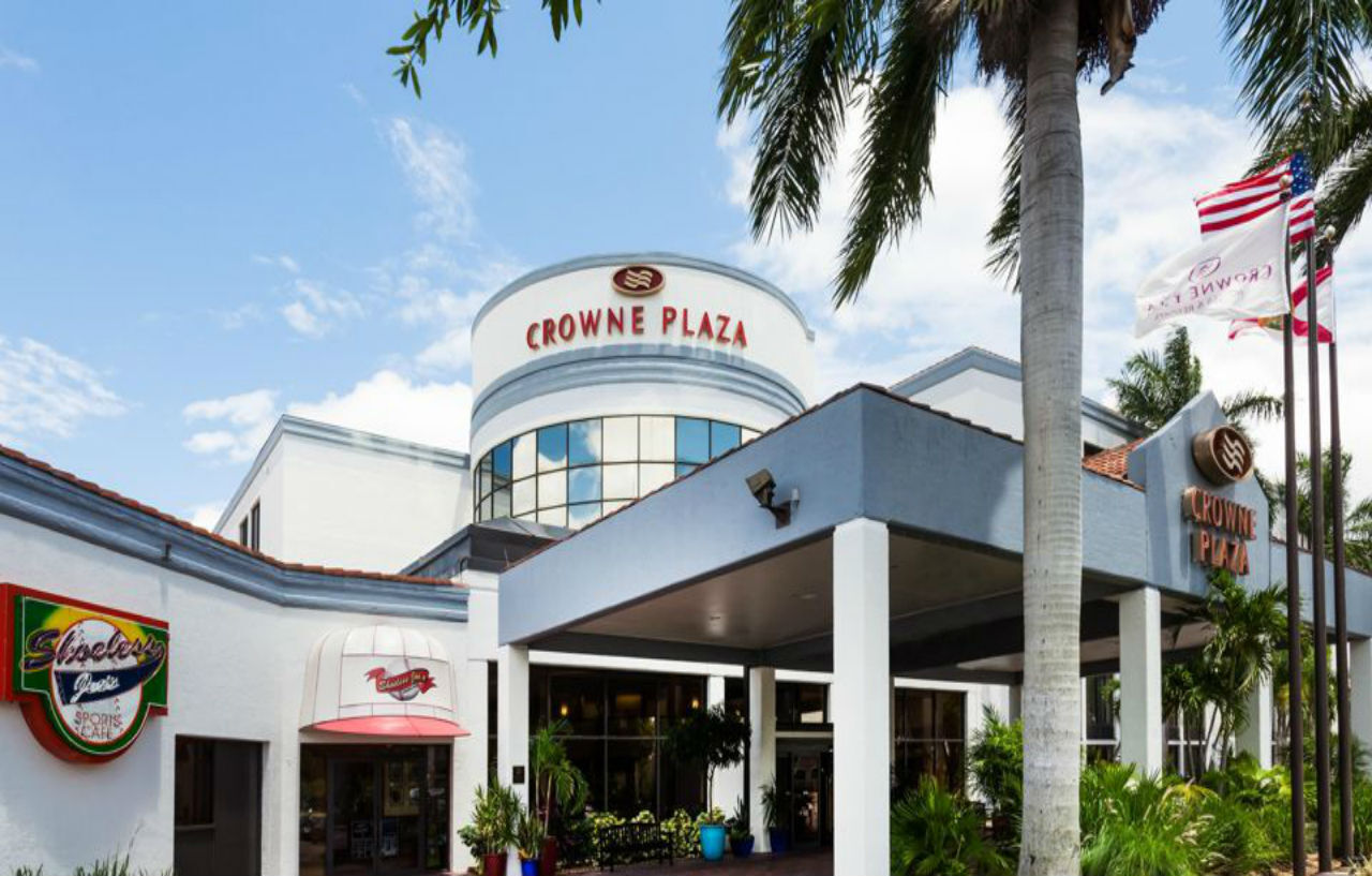 Doubletree By Hilton Fort Myers At Bell Tower Shops מראה חיצוני תמונה